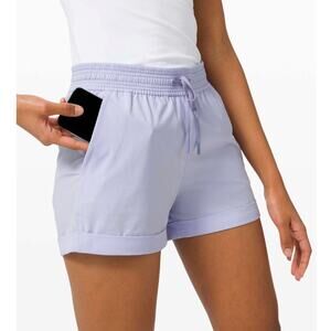 Lululemon Spring Break Away Shorts Women's 12